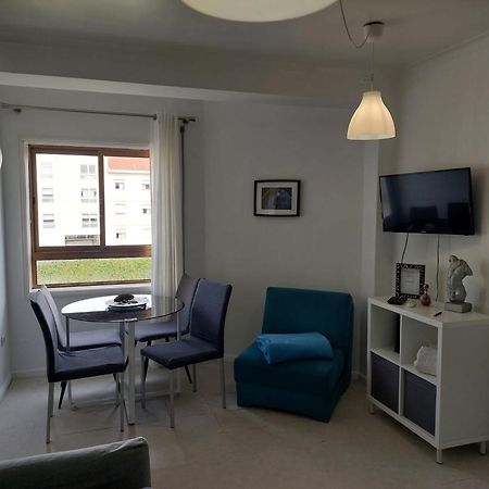 Comfort In The Downtown Porto Luaran gambar