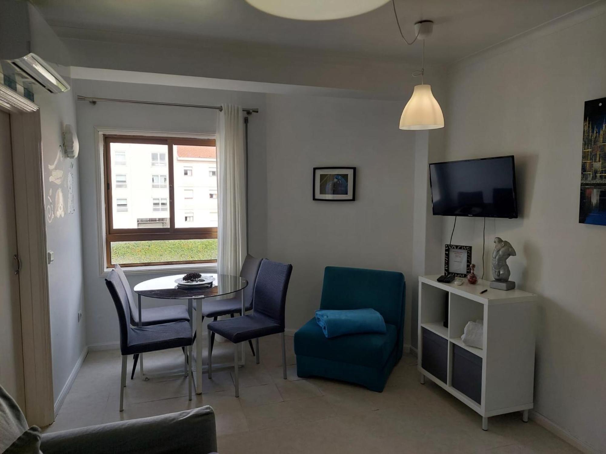 Comfort In The Downtown Porto Luaran gambar