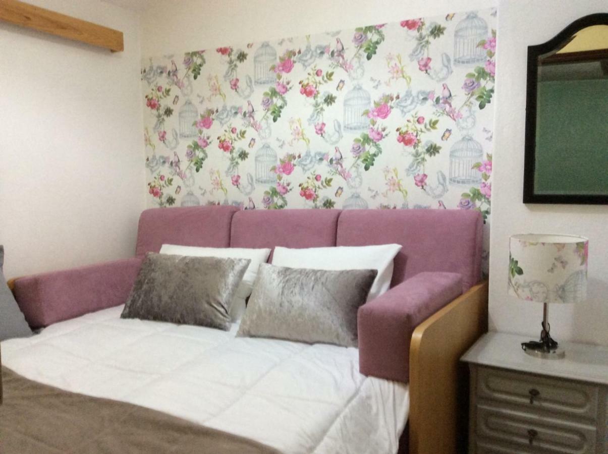 Comfort In The Downtown Porto Luaran gambar