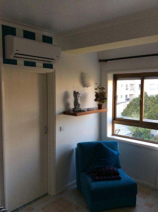 Comfort In The Downtown Porto Luaran gambar