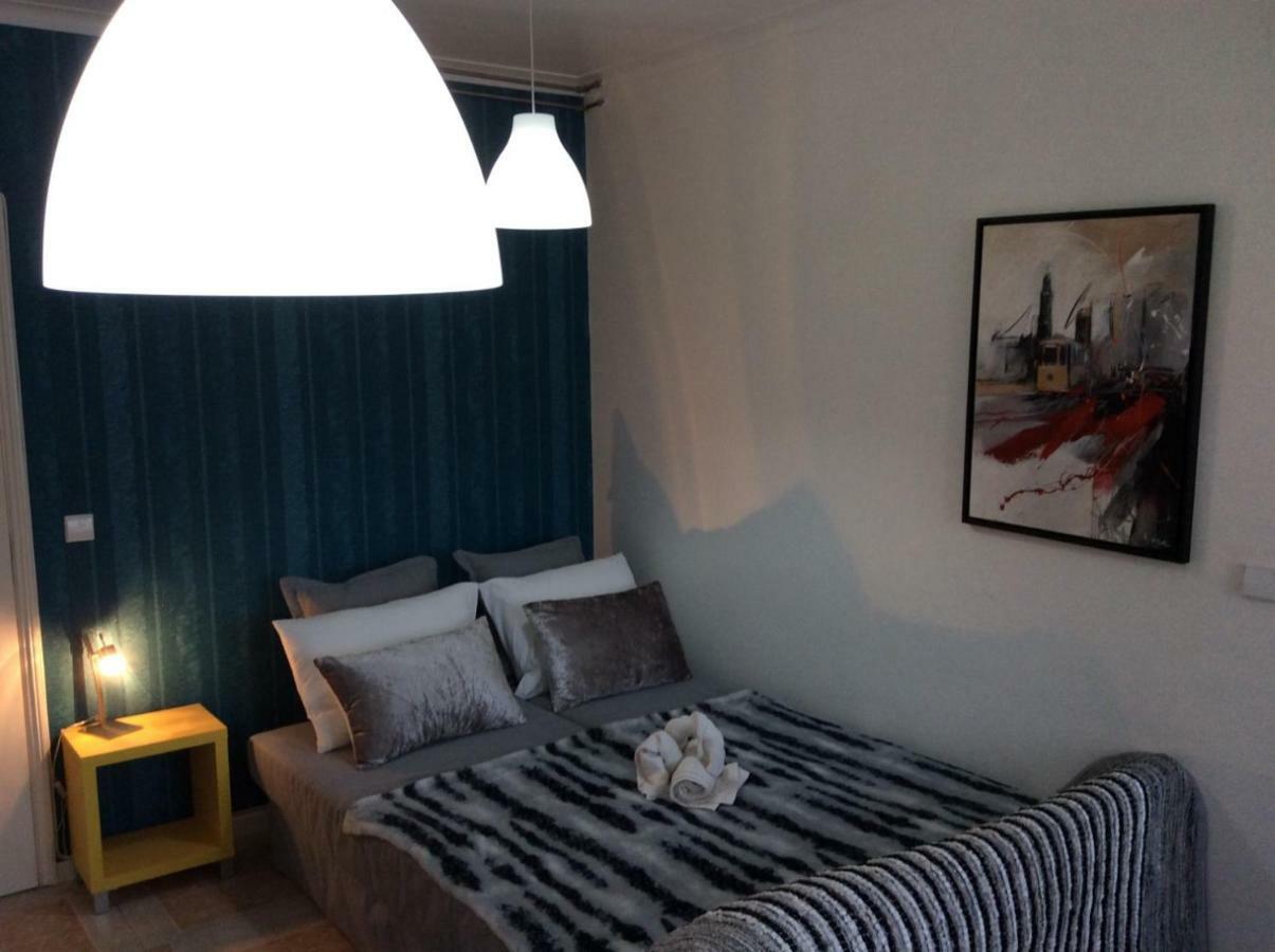 Comfort In The Downtown Porto Luaran gambar