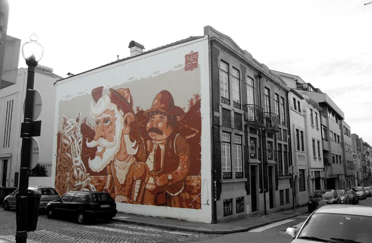 Comfort In The Downtown Porto Luaran gambar